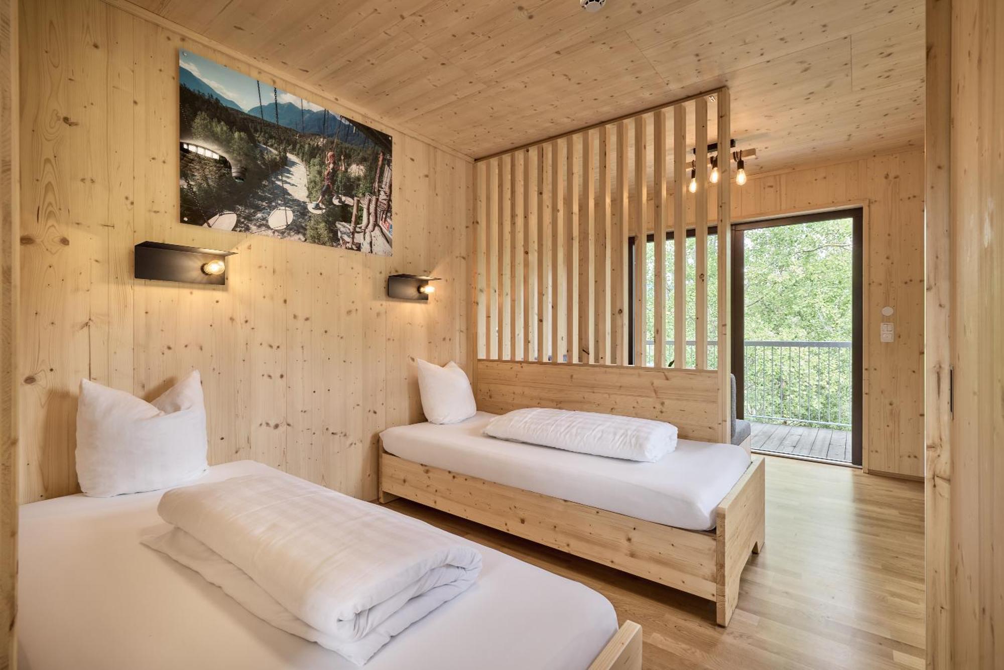 Area 47 - Tirol Hotel Otztal-Bahnhof Luaran gambar